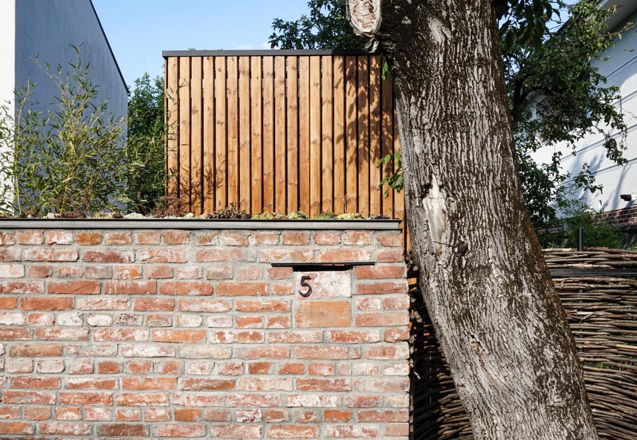 #Outofboxproject Tiny-Home And Garden House Timişoara Exterior foto